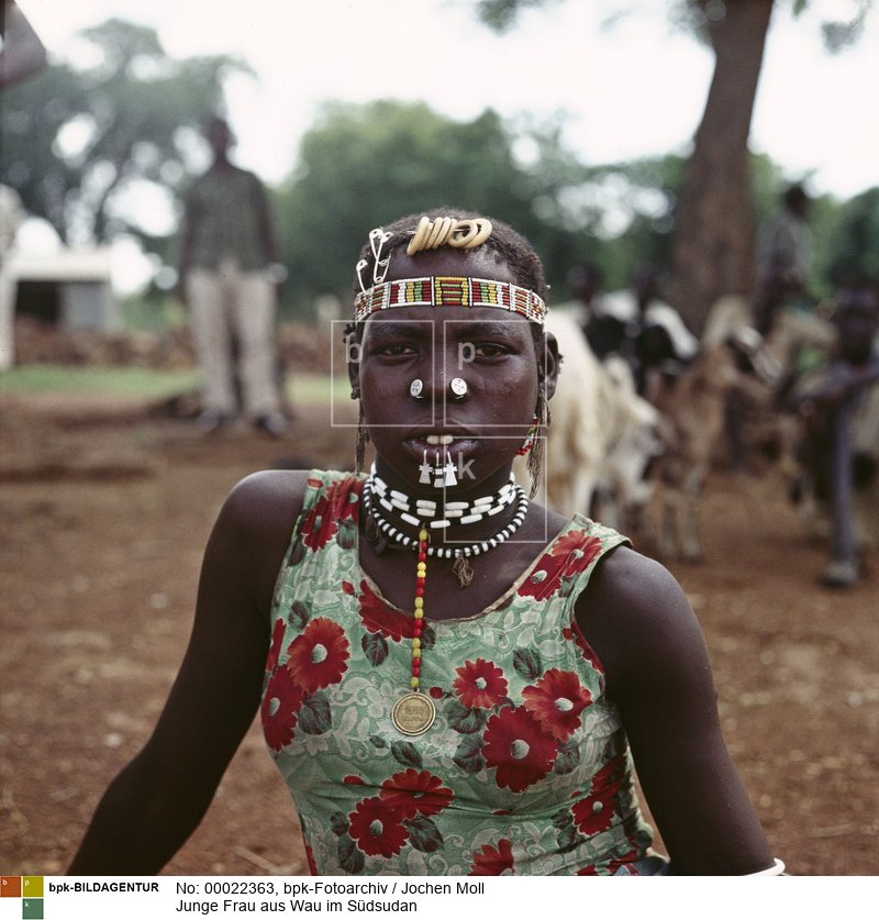 Fotograf: Jochen Moll <BR> Aufnahmedatum: 1969 <BR> Inventar-Nr.: Mo FA0796-02 <BR> Systematik:  <BR> Geographie / Afrika / Sudan