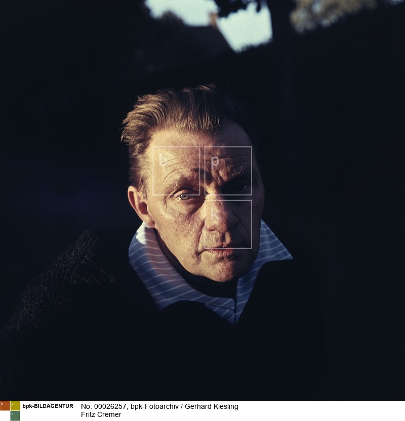 Fritz Cremer [1906 - 1993], Deutscher Bildhauer und Grafiker<BR>Aufnahmedatum: 1961<BR>Inventar-Nr.: Ks F0053-10<BR>Systematik: <BR>Personen / Künstler / Cremer / Porträts