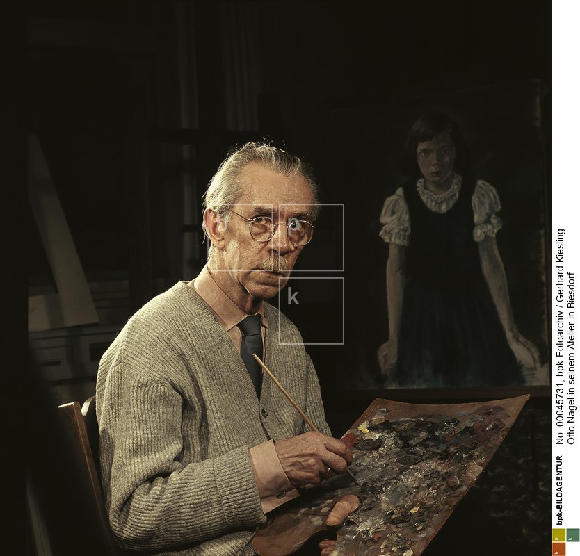 Person: Otto Nagel [27.09.1894 - 12.07.1967], Deutscher Maler <BR>Aufnahmedatum: 1960<BR>Material/Technik: Foto<BR>Aufnahmeort: Berlin-Biesdorf (Ost) / DDR<BR>Inventar-Nr.: Ks F0041-05<BR>