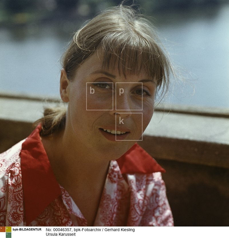 Ursula Karusseit [1939 -], Deutsche Schauspielerin<BR>Aufnahmedatum: um 1970<BR>Inventar-Nr.: Ks F0369-02<BR>Systematik: <BR>Personen / Schauspielerinnen / Karusseit / Porträts