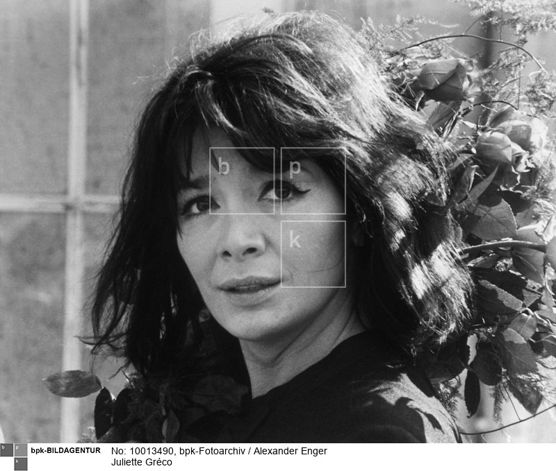 Person: Juliette Gréco [07.02.1927 - 23.09.2020], Französische Chansonette und Schauspielerin<BR>Aufnahmedatum: 1962<BR>Material/Technik: Foto<BR>Inventar-Nr.: Eg<BR>