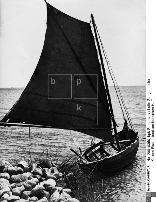 Aufnahmedatum: 1934<BR>Material/Technik: Foto<BR>Aufnahmeort: Kurisches Haff / Ostpreußen<BR>Inventar-Nr.: Zm 019-1-R., 1.v.r.<BR>