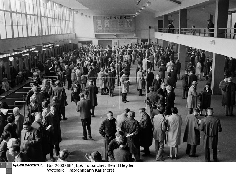 Aufnahmedatum: 1970<BR>Aufnahmeort: Berlin (Ost)<BR>Inventar-Nr.: Hd 3050-47<BR>Systematik: <BR>Kulturgeschichte / Fotografen / Heyden / Werke