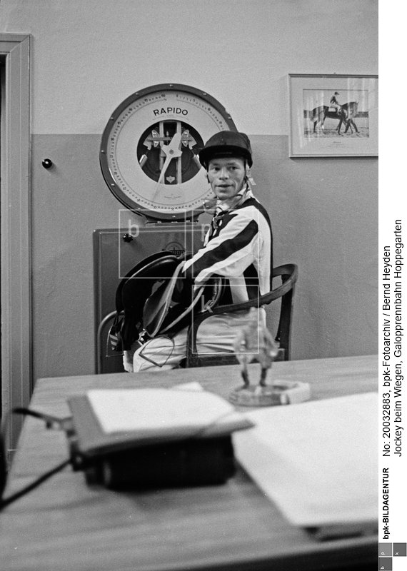 Aufnahmedatum: 1969<BR>Aufnahmeort: Berlin (Ost)<BR>Inventar-Nr.: Hd 0074-11<BR>Systematik: <BR>Kulturgeschichte / Fotografen / Heyden / Werke