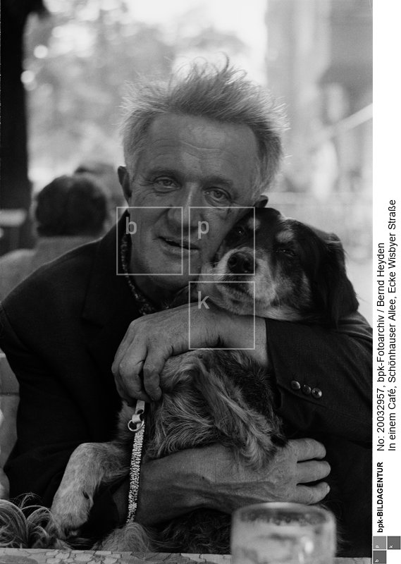 Aufnahmedatum: 1976<BR>Aufnahmeort: Berlin (Ost)<BR>Inventar-Nr.: Hd 0528-42<BR>Systematik: <BR>Kulturgeschichte / Fotografen / Heyden / Werke