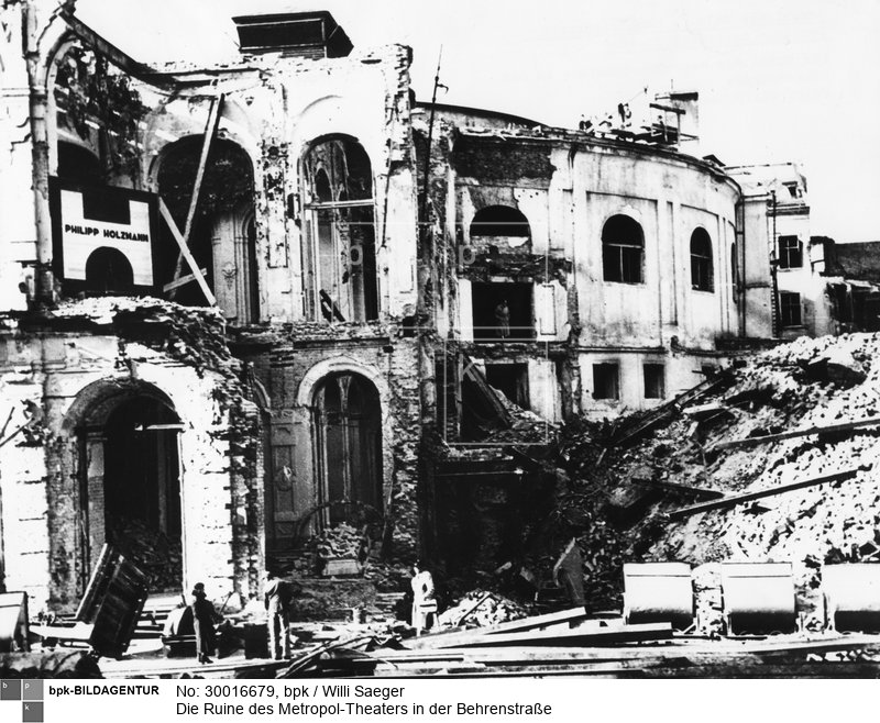 Aufnahmedatum: 1945<BR>Material/Technik: Foto<BR>Aufnahmeort: Berlin<BR>