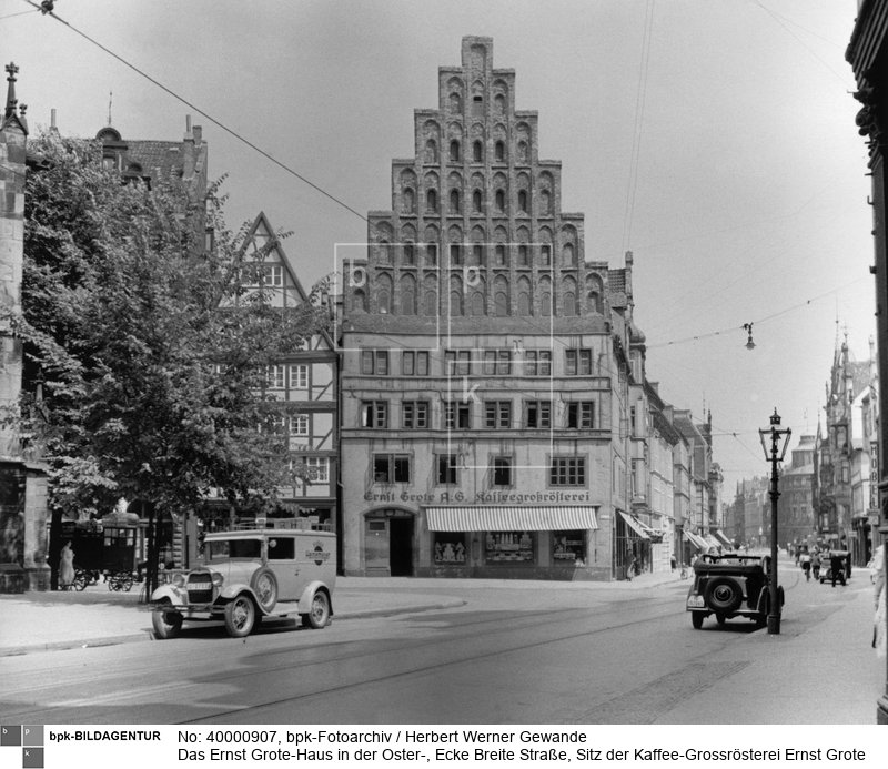 Fotograf: Herbert Werner Gewande <BR> Aufnahmedatum: 1936 <BR> Aufnahmeort: Hannover <BR> Inventar-Nr.: Gw 03583 <BR> Systematik:  <BR> Geographie / Europa / Deutschland / Orte / Hannover / Gebäude / historisch