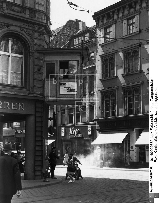 Aufnahmedatum: um 1935<BR>Material/Technik: Foto<BR>Aufnahmeort: Königsberg (Kaliningrad) / Ostpreußen<BR>Inventar-Nr.: Zm 1-9<BR>