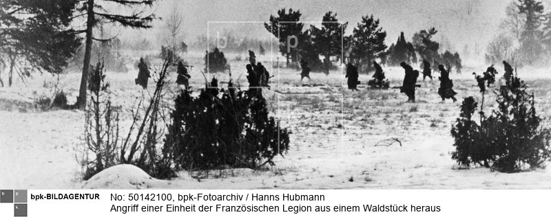 LVF: Légion des Volontaires Francais contre le Bolchévisme - Französische Freiwilligenlegion gegen den Bolschewismus<BR>Aufnahmedatum: Dezember 1941<BR>Material/Technik: Foto<BR>Aufnahmeort: vor Moskau Sowjetunion<BR>Inventar-Nr.: Hu H116-6<BR>