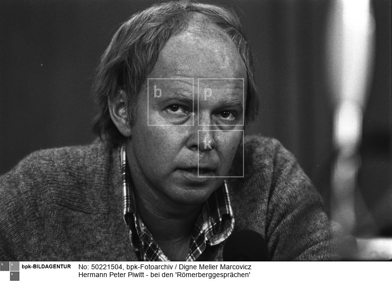 Aufnahmedatum: 1976<BR>Material/Technik: Foto<BR>Aufnahmeort: Frankfurt am Main<BR>Inventar-Nr.: 965671<BR>