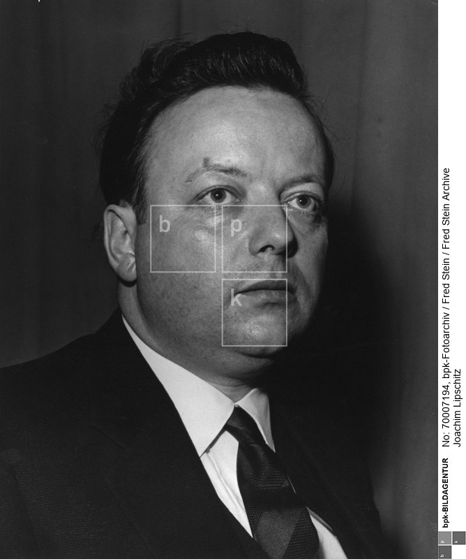 deutscher Politiker (SPD), Berliner Senator<BR>Aufnahmedatum: um 1957<BR>Material/Technik: Foto<BR>