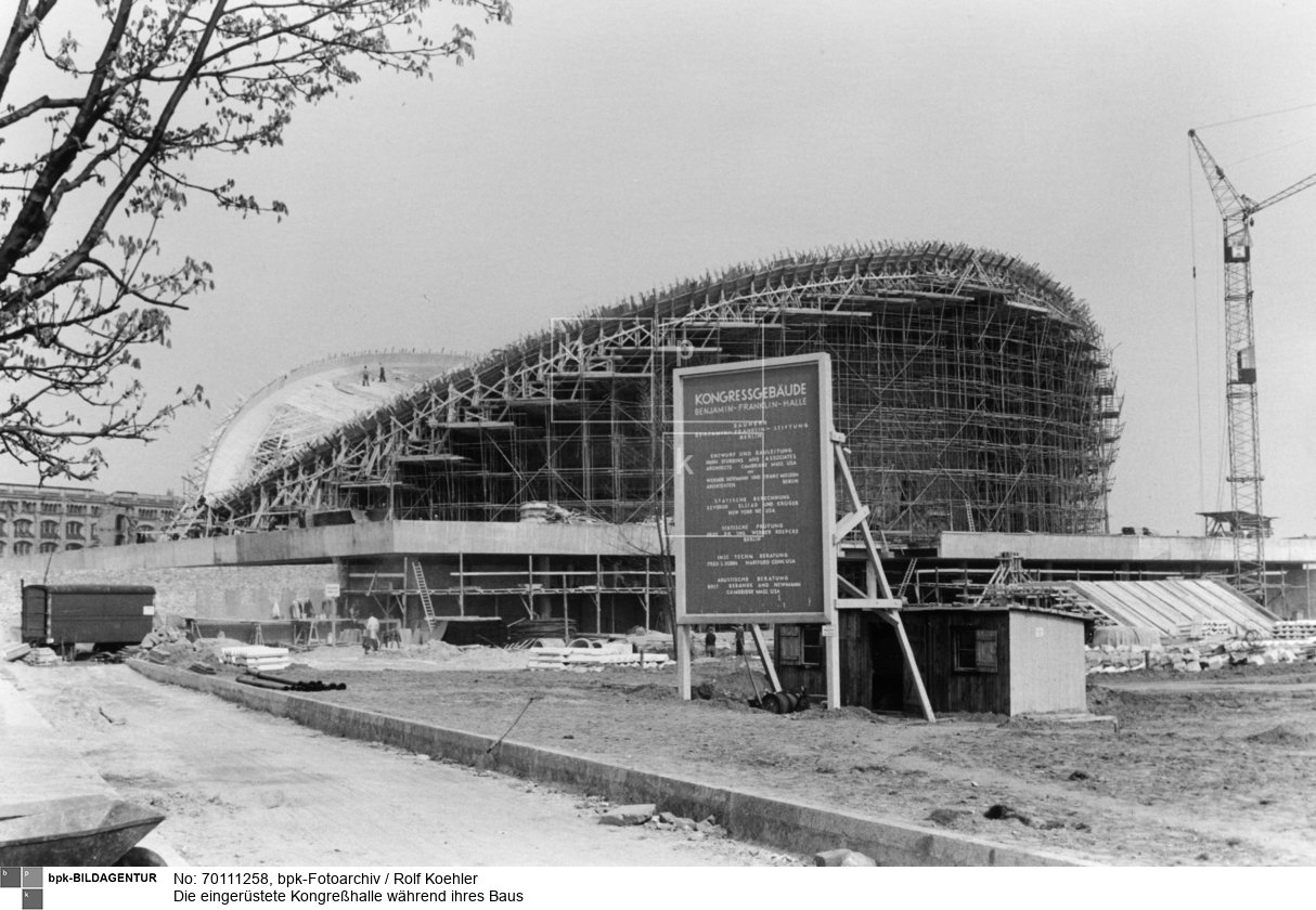 <BR>Aufnahmedatum: Frühjahr 1957<BR>Material/Technik: Foto<BR>Aufnahmeort: Berlin (West)<BR>Inventar-Nr.: Kö 1493-02