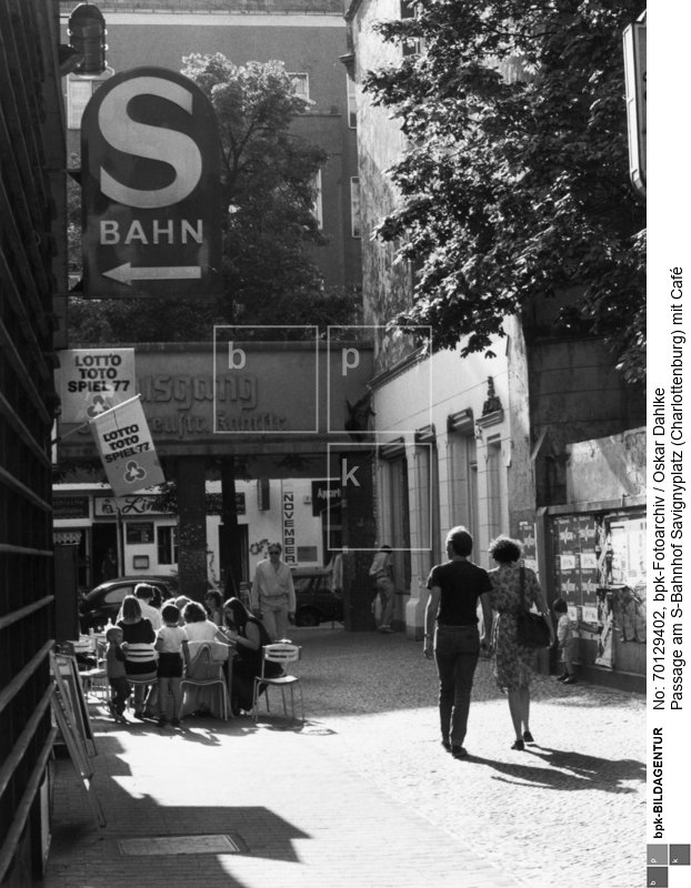 Aufnahmedatum: 1983<BR>Material/Technik: Foto<BR>Aufnahmeort: Berlin (West)<BR>Inventar-Nr.: Da 761-37A<BR>