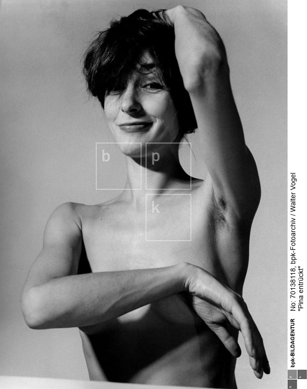 Person:  Pina Bausch (27.07.1940 - 30.06.2009), Deutsche Tänzerin, Choreografin, Tanzpädagogin und Ballettdirektorin <BR>Aufnahmedatum: 1966 -1967<BR>Material/Technik: Foto<BR>