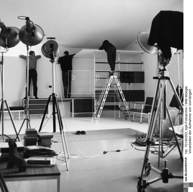 Atelier in Leinfelden-Echterdingen
Hansi Müller-Schorp, Andreas Freytag, Praktikant<BR>Aufnahmedatum: ca. 1960<BR>Material/Technik: Foto<BR>Inventar-Nr.: Mg 9894<BR>