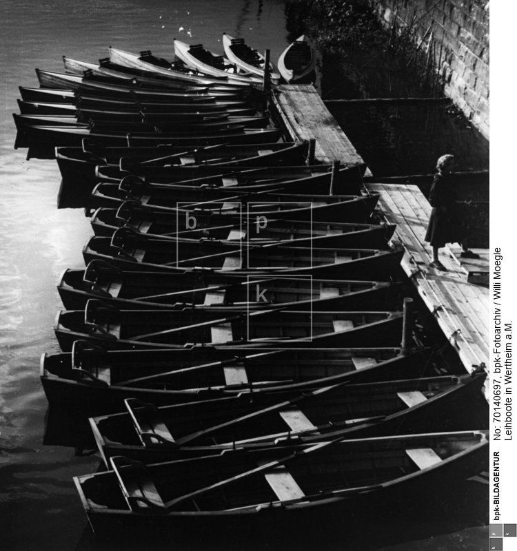 Format: Kleinbild
Film: Adox KB 14
Kamera: Leica<BR>Aufnahmedatum: 1956<BR>Material/Technik: Foto<BR>Inventar-Nr.: Mg o. Nr. / 26<BR>