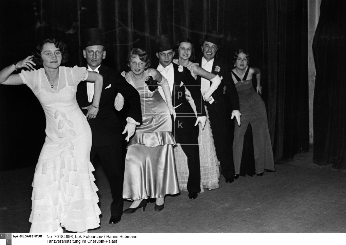 Aufnahmedatum: 1932<BR>Material/Technik: Foto<BR>Aufnahmeort: München<BR>Inventar-Nr.: Hu BB0437-08<BR>