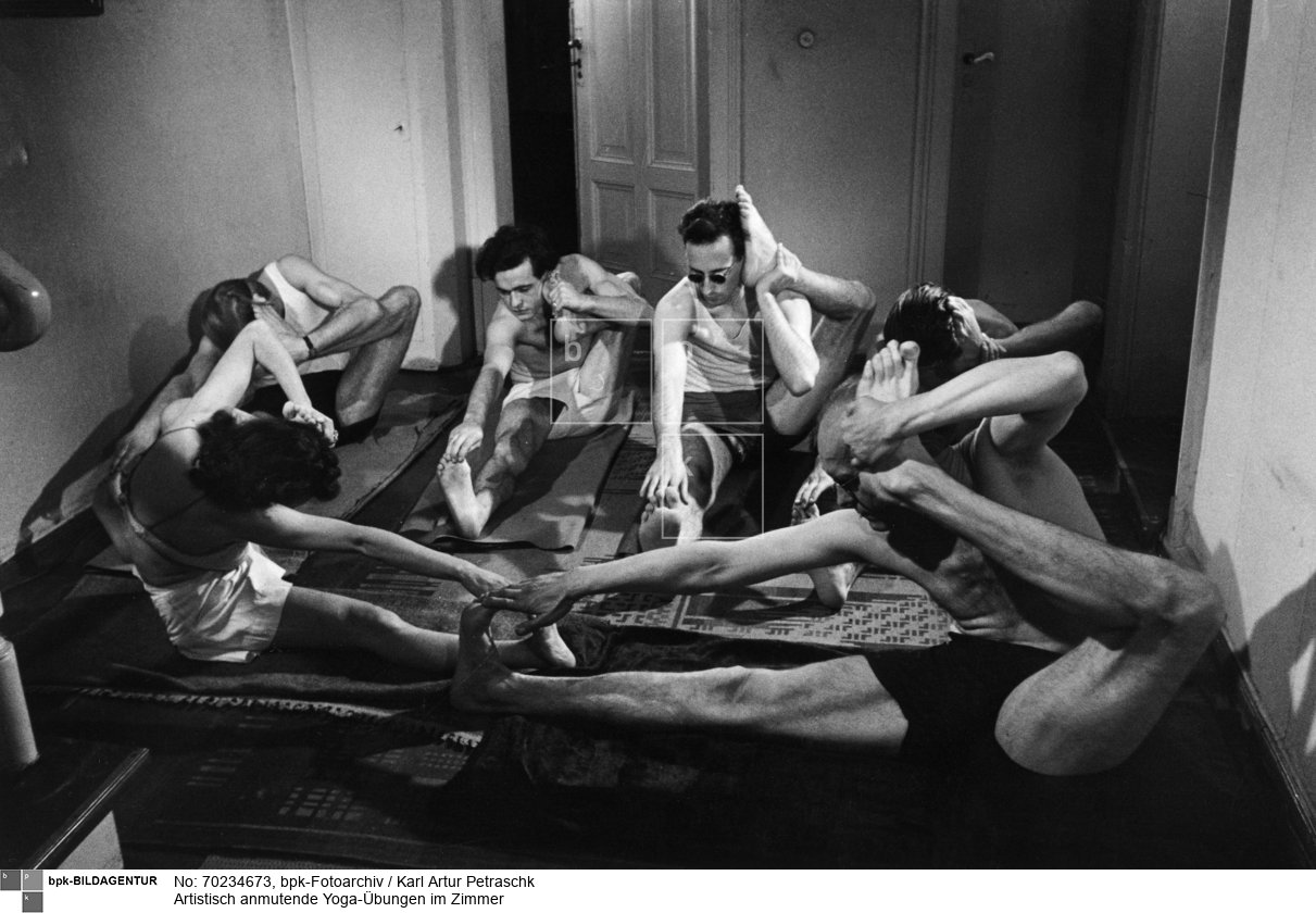 Aufnahmedatum: um 1950<BR>Material/Technik: Foto<BR>Aufnahmeort: Berlin <BR>Inventar-Nr.: Pe Nk024-25<BR>