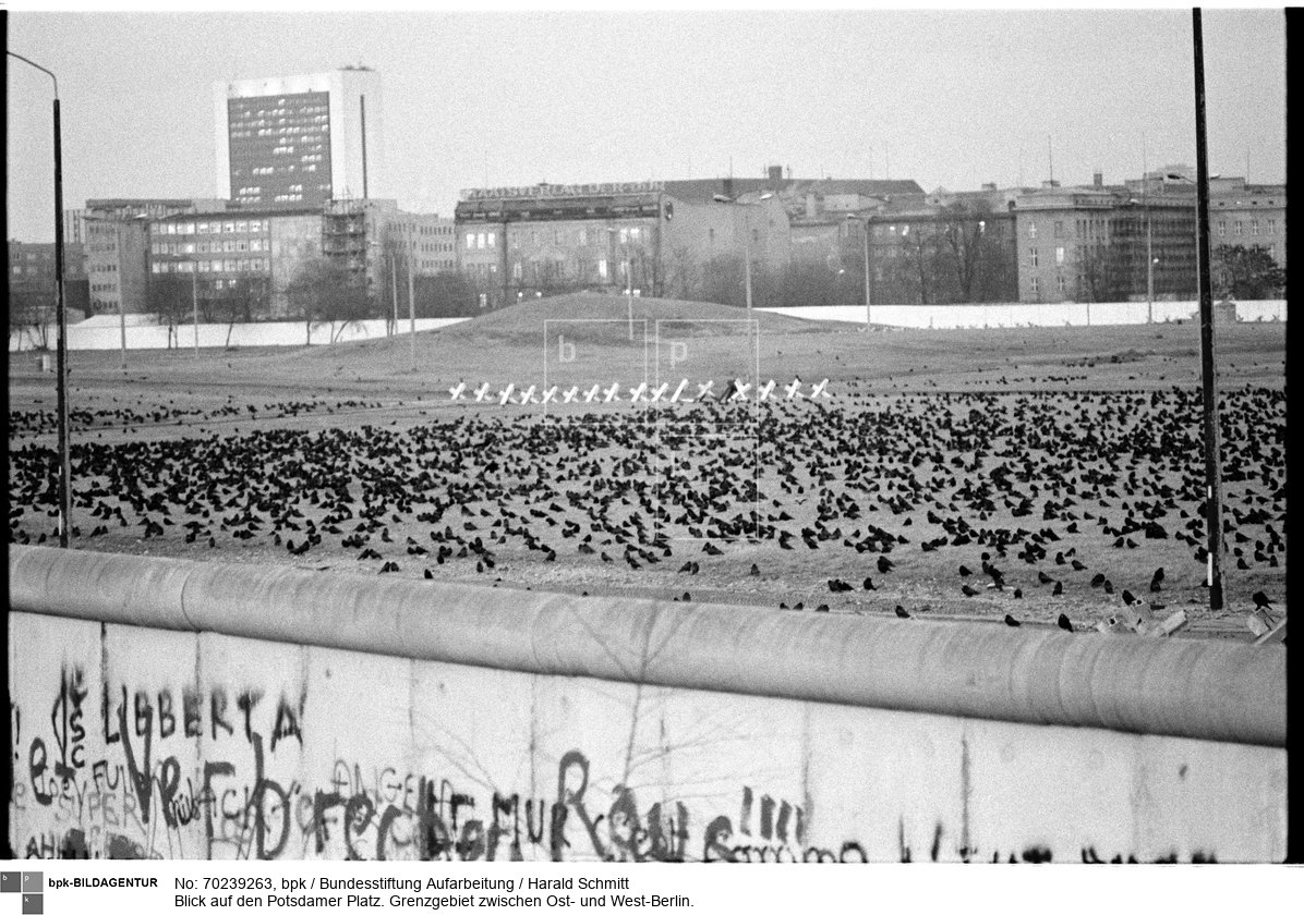 Aufnahmedatum: Januar 1984<BR>Material/Technik: Foto<BR>Aufnahmeort: Berlin / BRD (Deutschland)<BR>Inventar-Nr.: 84_0107 001 HFV