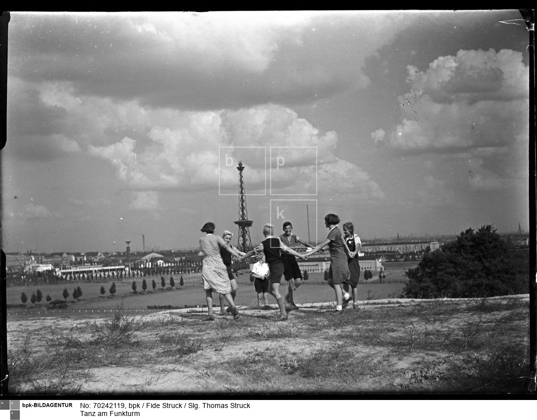 Aufnahmedatum: ca. 1935<BR>Material/Technik: Foto<BR>Aufnahmeort: Berlin-Charlottenburg<BR>