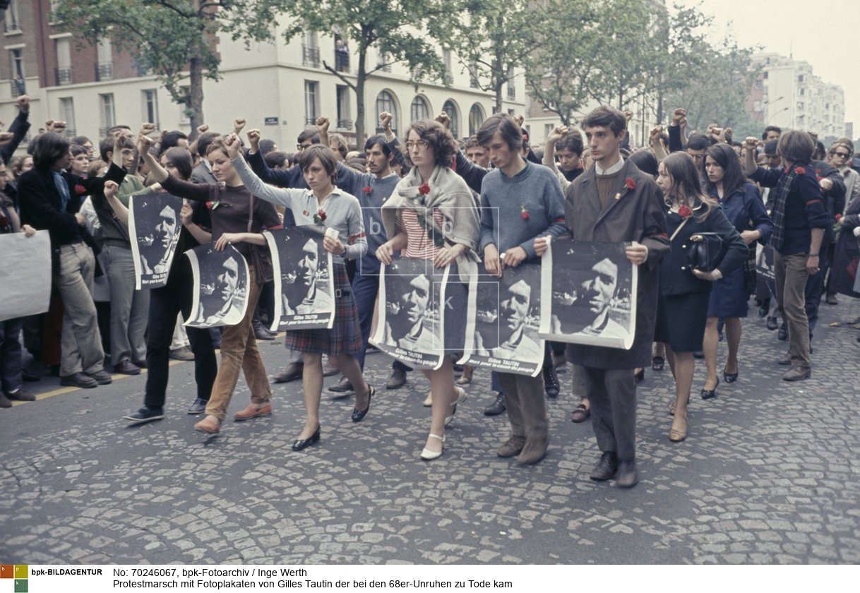 Person: Gilles Tautin [1950 - 1968], französischer Maoist und Mitglied des marxistisch-leninistischen Jugendverbandes<BR>Aufnahmedatum: 1968<BR>Material/Technik: Foto / Farbdia<BR>Aufnahmeort: Paris<BR>