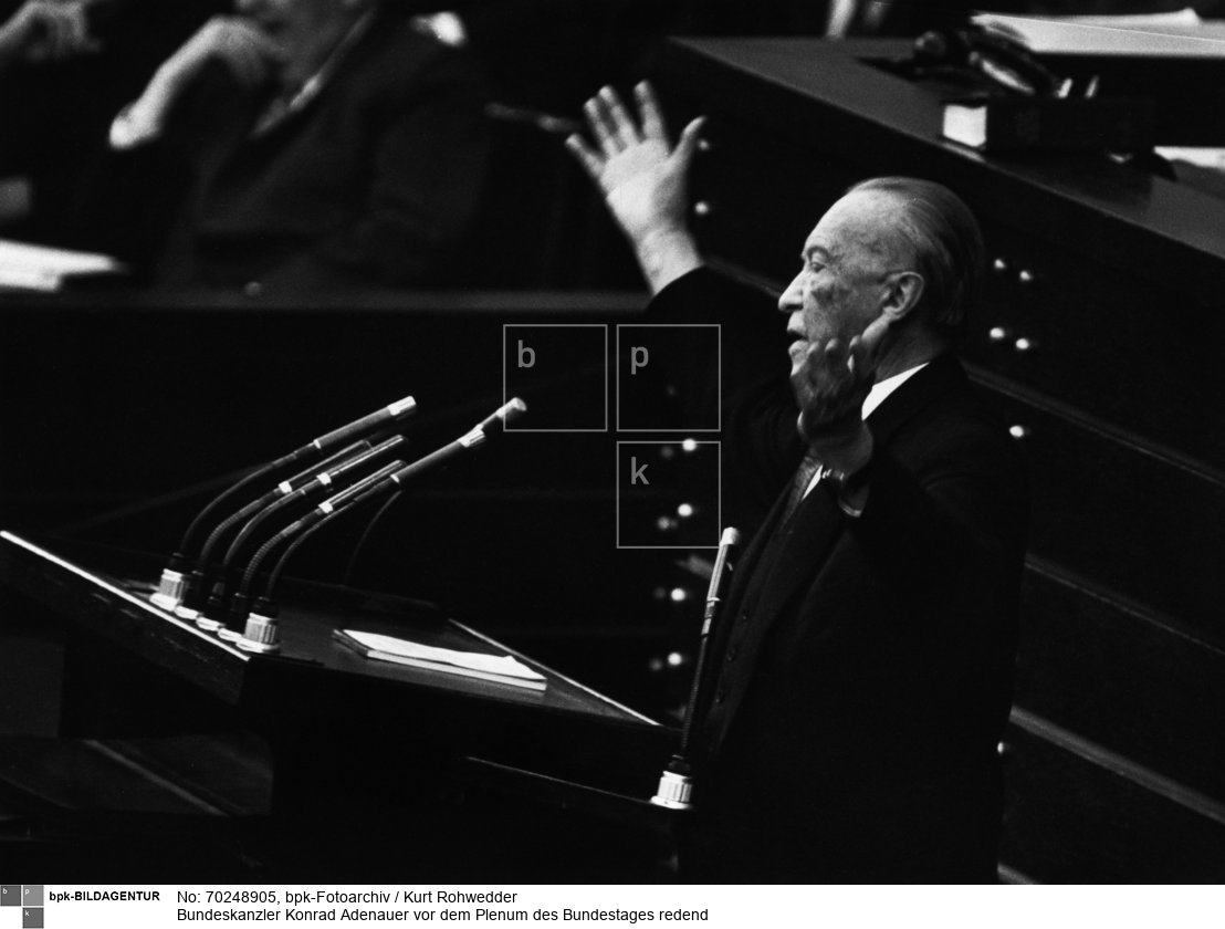 Aufnahmedatum: um 1960<BR>Material/Technik: Foto<BR>Aufnahmeort: Bonn<BR>Inventar-Nr.: Rw 6/186-13A<BR>