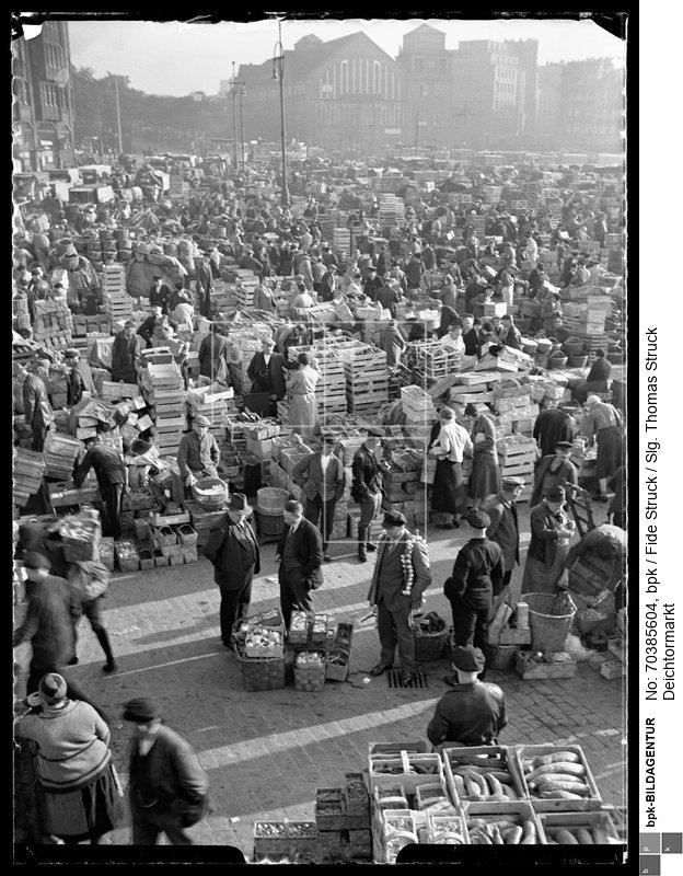 Aufnahmedatum: um 1932<BR>Material/Technik: Foto / Glasnegativ<BR>Aufnahmeort: Hamburg<BR>