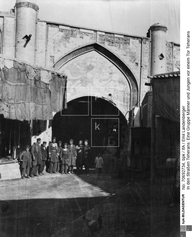 Aufnahmedatum: um 1912<BR>Material/Technik: Foto<BR>Aufnahmeort: Teheran, Iran<BR>Inventar-Nr.: IfA<BR>