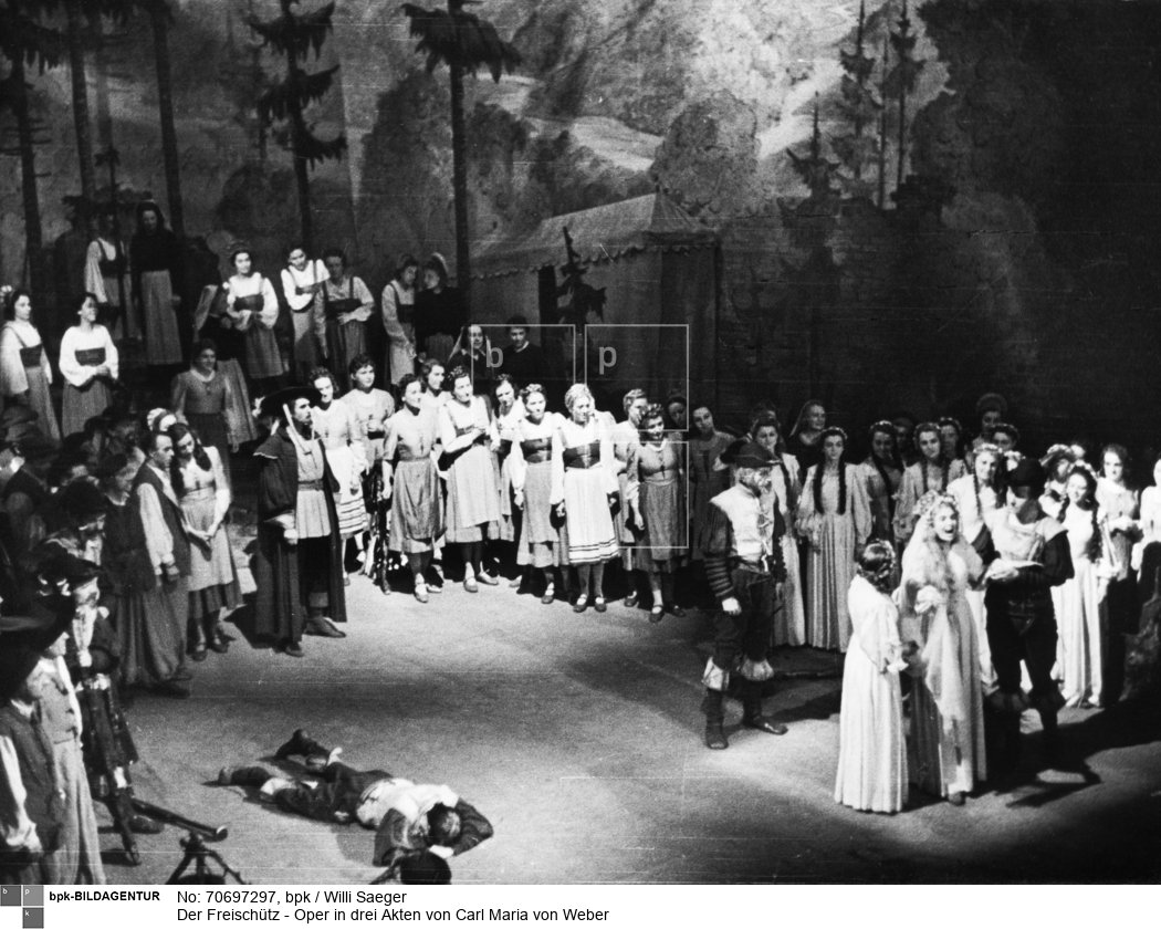 Aufführung an der an der Städtischen Oper Berlin
Szenenbild: 4. Bild
musikal. Leitung: Arthur Rother,
Inszenierung Regie:  Arthur Maria Rabenalt
Bühnenbild: Gerd Richter<BR>Aufnahmedatum: November 1947<BR>Material/Technik: Foto<BR>Aufnahmeort: Berlin (West)<BR>