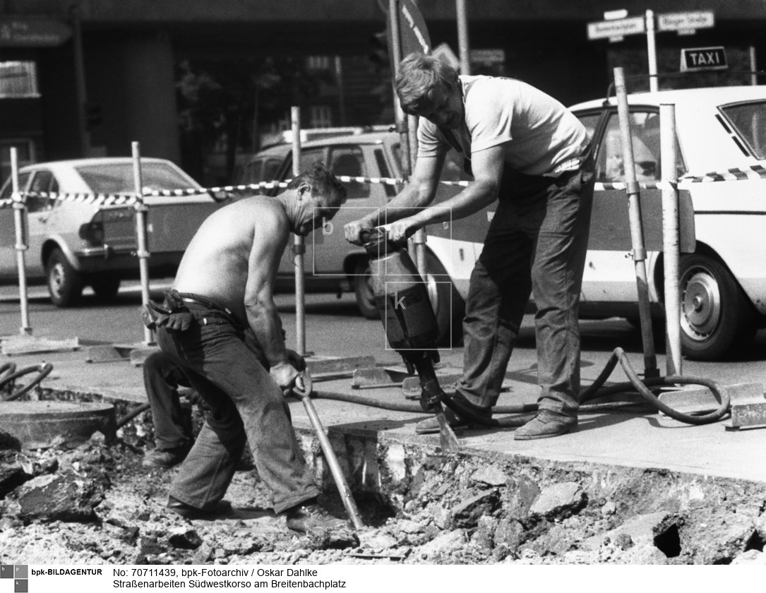 Aufnahmedatum: 24.06.1980<BR>Material/Technik: Foto / Vintage Print<BR>Aufnahmeort: Berlin (West)<BR>Inventar-Nr.: Da 0626-28<BR>