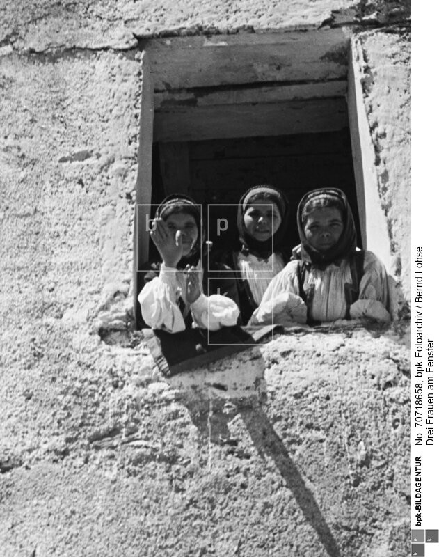 Aufnahmedatum: 1936<BR>Material/Technik: Foto / Vintage Print<BR>Aufnahmeort: Desulo, Sardinien, Italien<BR>Inventar-Nr.: Lo X5/028-02<BR>