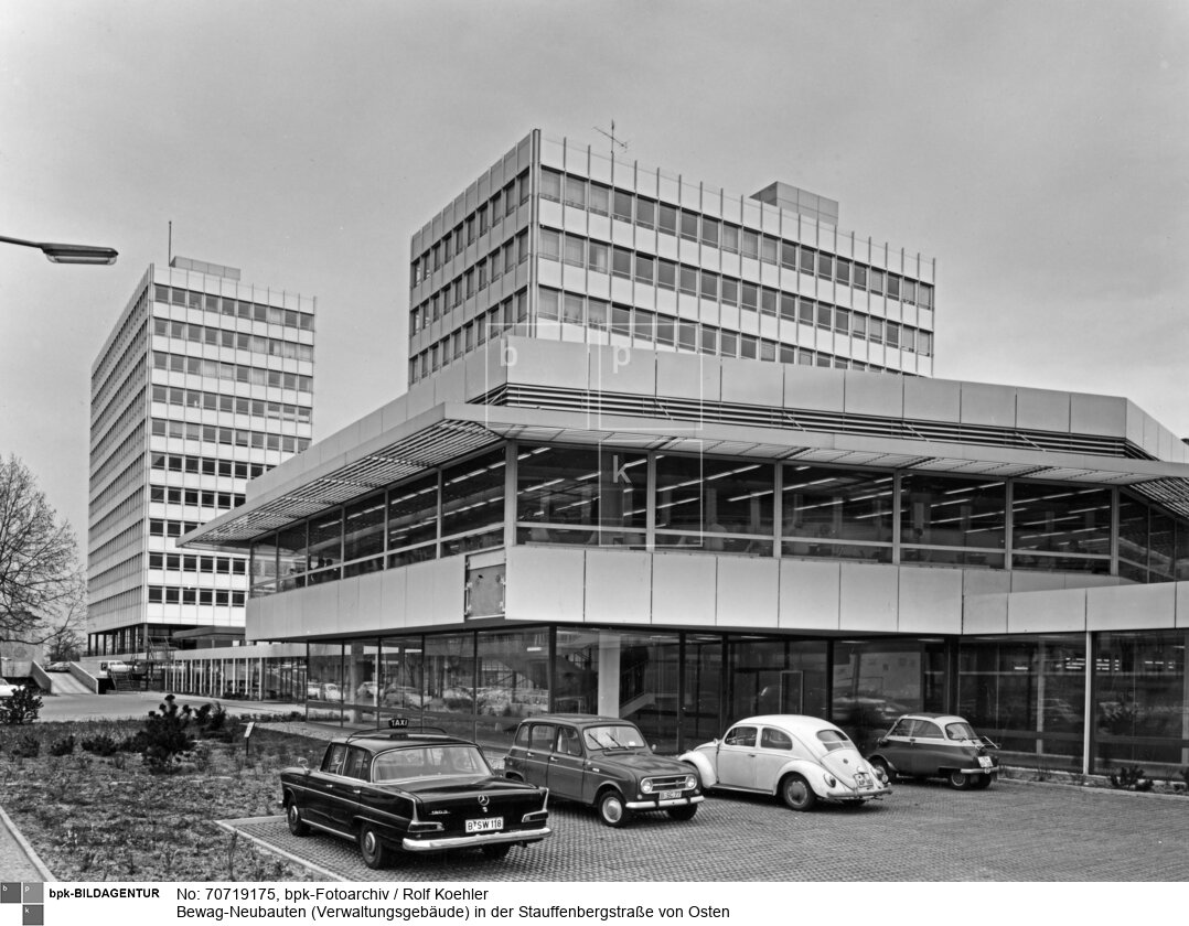 Aufnahmedatum: 20.03.1968<BR>Material/Technik: Foto / Vintage Print<BR>Aufnahmeort: Berlin-Tiergarten (Berlin West)<BR>