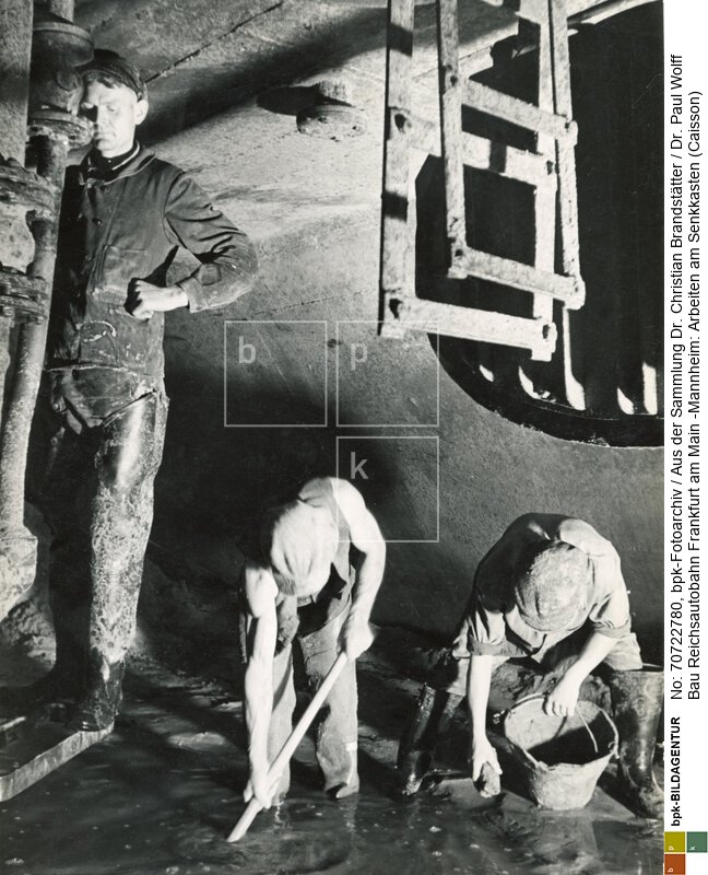 Aufnahmedatum: 1930-1950<BR>Material/Technik: Foto / Vintage Print<BR>