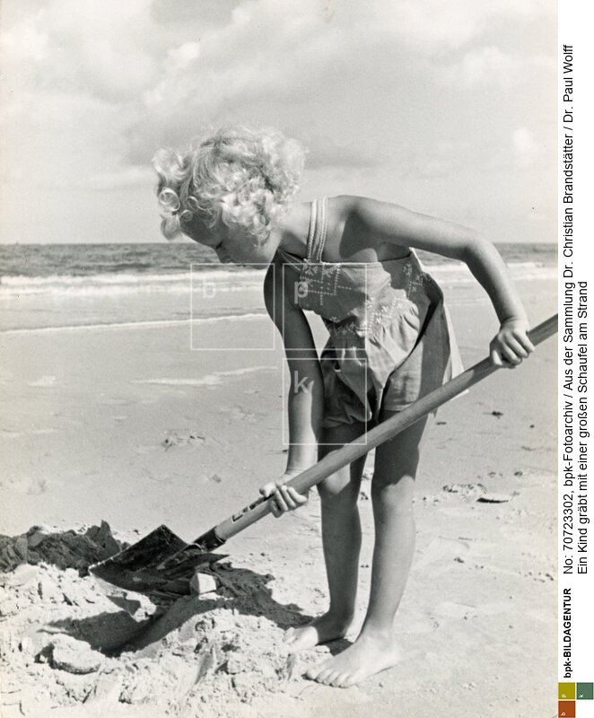 Aufnahmedatum: 1930-1936<BR>Material/Technik: Foto / Vintage Print<BR>Aufnahmeort: Spiekeroog, Deutschland<BR>