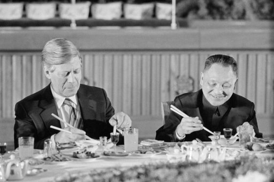Helmut Schmidt und Deng Xiaoping