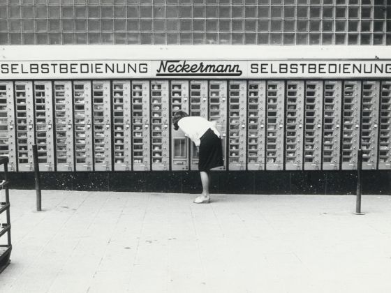 "Automatenrestaurant" von Neckermann