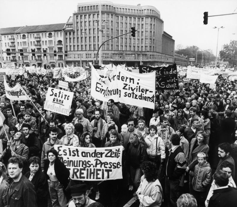 Demonstration auf dem Berliner Alexanderplatz