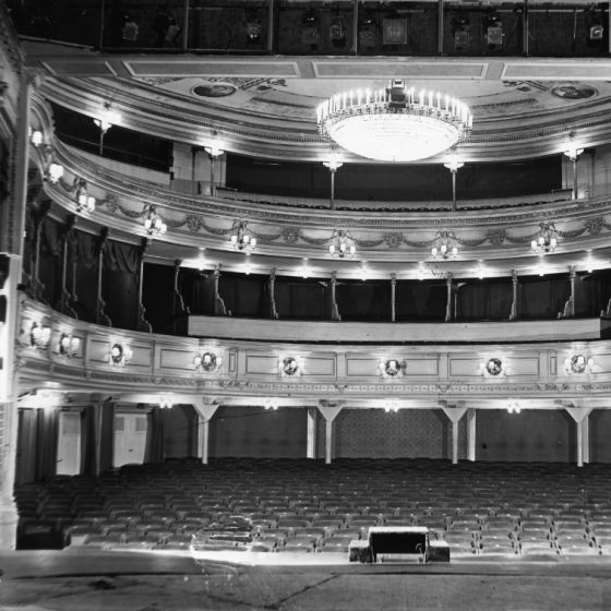 Deutsches Theater - Blick von der Bühne in den Zuschauerraum